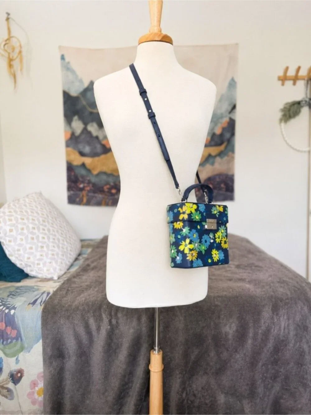 Kate Spade Voyage Floral Medley Small Leather Crossbody Bag Top Handle Navy